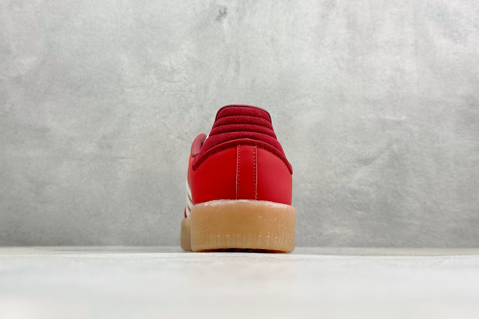 XH版Adidas originals SAMBAE VALENTINE W 百搭单品 复古桑巴板鞋 JH7287 XH版Adidas originals SAMBAE VALENTINE W 百搭单品 复古桑巴板鞋 JH7287