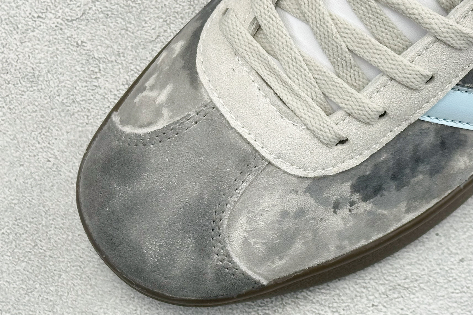 Adidas VI Court CLASSIC DIY手绘涂鸦 三叶草休闲复古运动板鞋 HQ1802 Adidas VI Court CLASSIC DIY手绘涂鸦 三叶草休闲复古运动板鞋 HQ1802