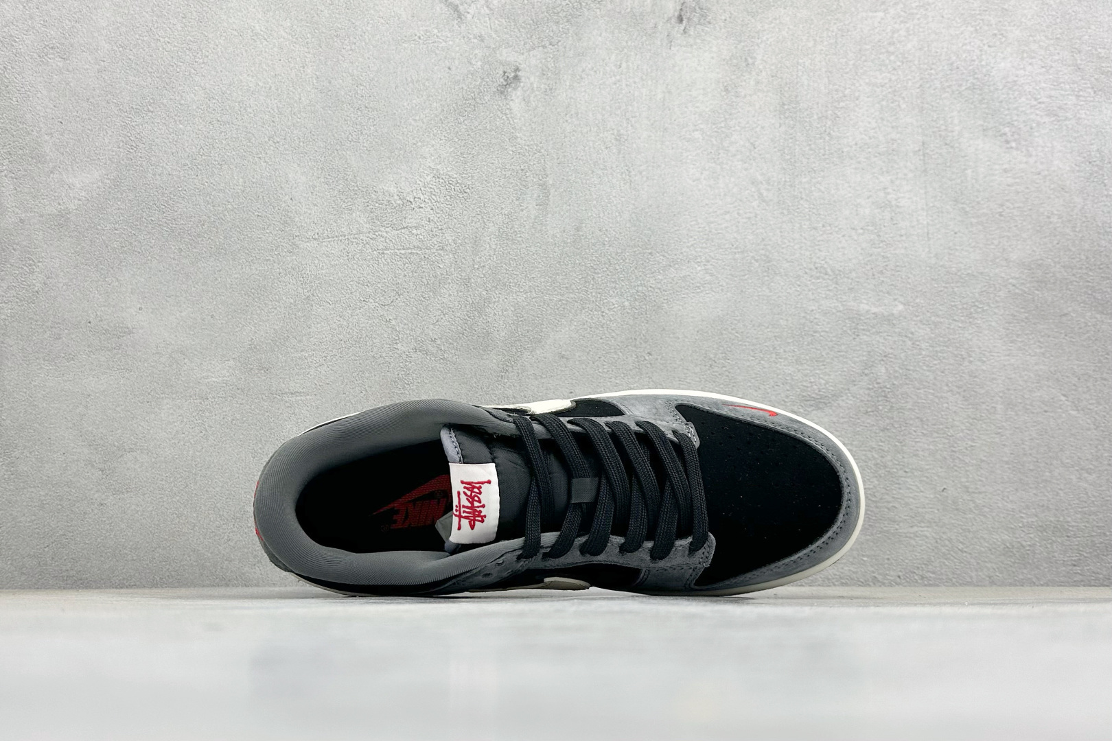 Nike SB Dunk Low 斯图西联名 高端定制 低帮休闲板鞋 TX1688-003 Nike SB Dunk Low 斯图西联名 高端定制 低帮休闲板鞋 TX1688-003