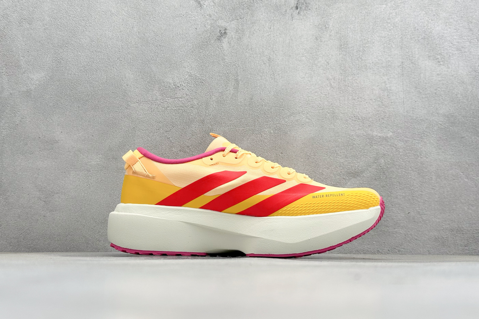 TY版AD ADIZERO EVO SL ATR 阿迪超轻透气缓震跑鞋 KK0566 TY版AD ADIZERO EVO SL ATR 阿迪超轻透气缓震跑鞋 KK0566