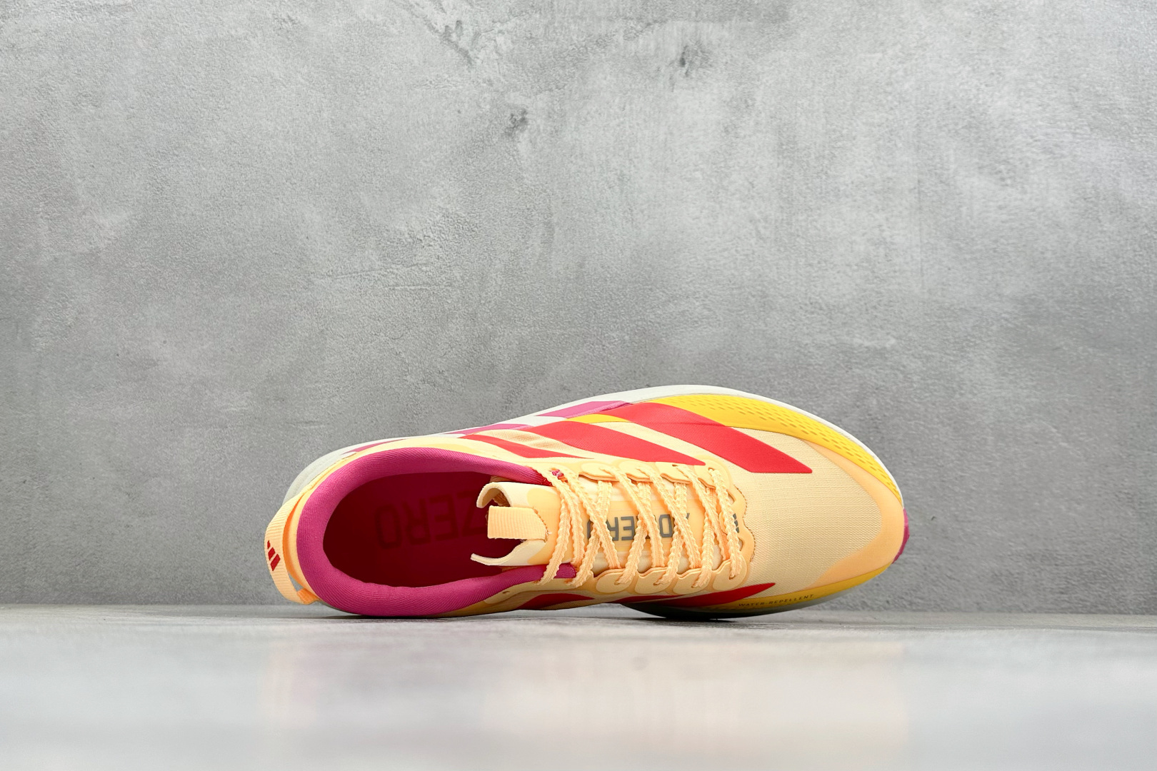 TY版AD ADIZERO EVO SL ATR 阿迪超轻透气缓震跑鞋 KK0566 TY版AD ADIZERO EVO SL ATR 阿迪超轻透气缓震跑鞋 KK0566