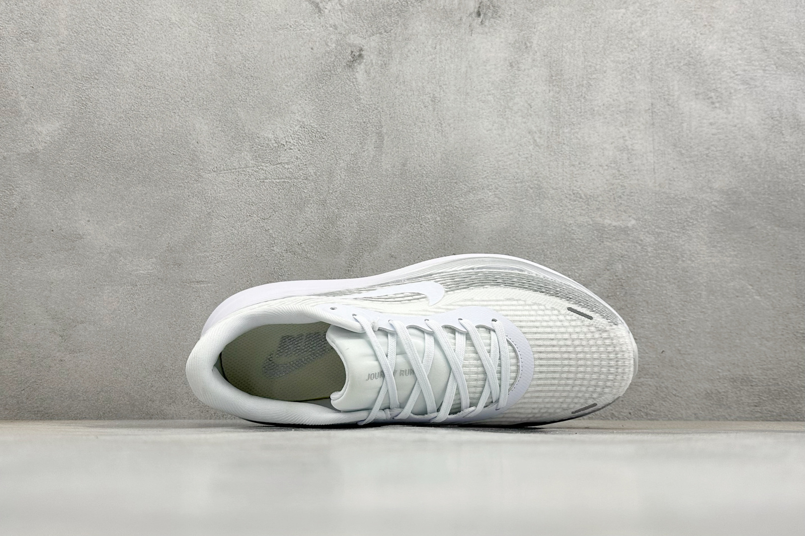 FS版Nike Journey Run 耐克减震防滑耐磨低帮休闲跑步鞋 FB7765-001 FS版Nike Journey Run 耐克减震防滑耐磨低帮休闲跑步鞋 FB7765-001