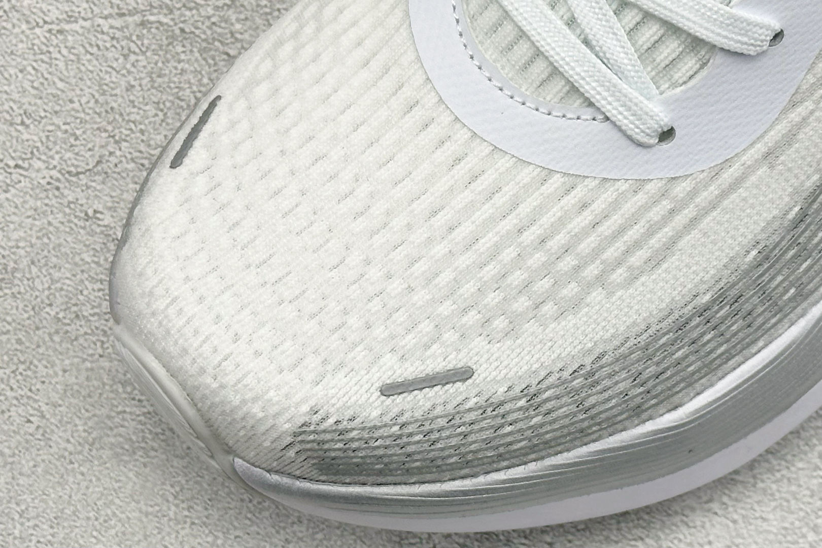 FS版Nike Journey Run 耐克减震防滑耐磨低帮休闲跑步鞋 FB7765-001 FS版Nike Journey Run 耐克减震防滑耐磨低帮休闲跑步鞋 FB7765-001