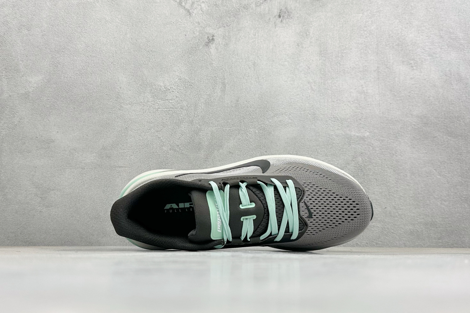 NK Air Zoom Pegasus 42代 耐磨防滑运动跑步鞋 IW2349-001