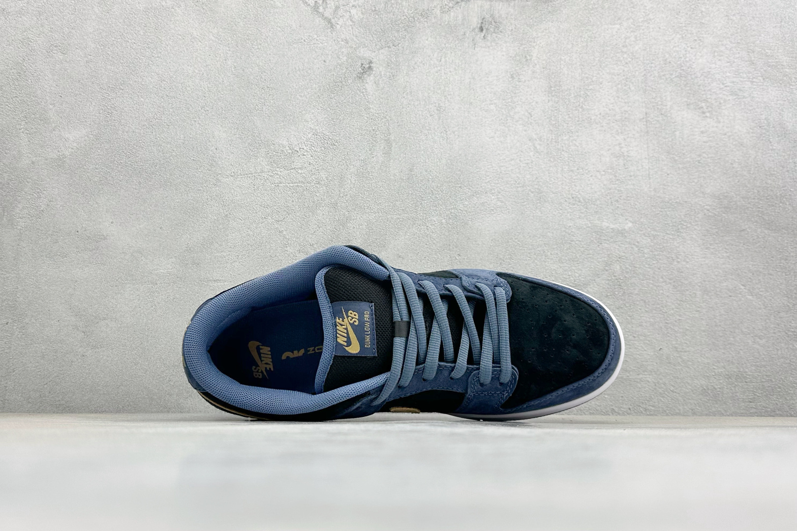 K版Nike SB Dunk Low 烟熏蓝 低帮休闲板鞋 # HF3063-002 K版Nike SB Dunk Low 烟熏蓝 低帮休闲板鞋 # HF3063-002