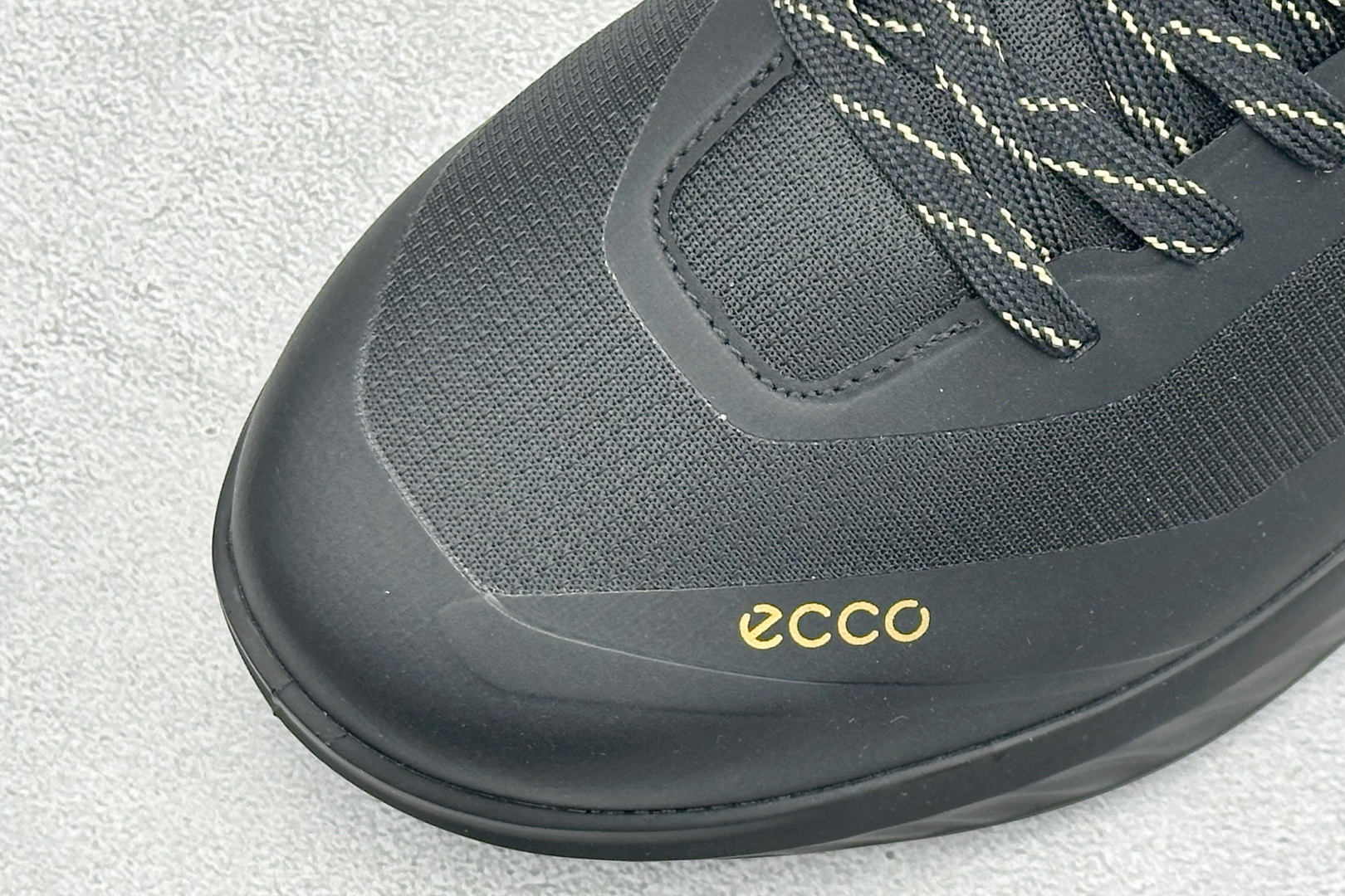 ECCO爱步男士休闲运动鞋 缓震透气跑步鞋 BIOM2.0系列新款 875825