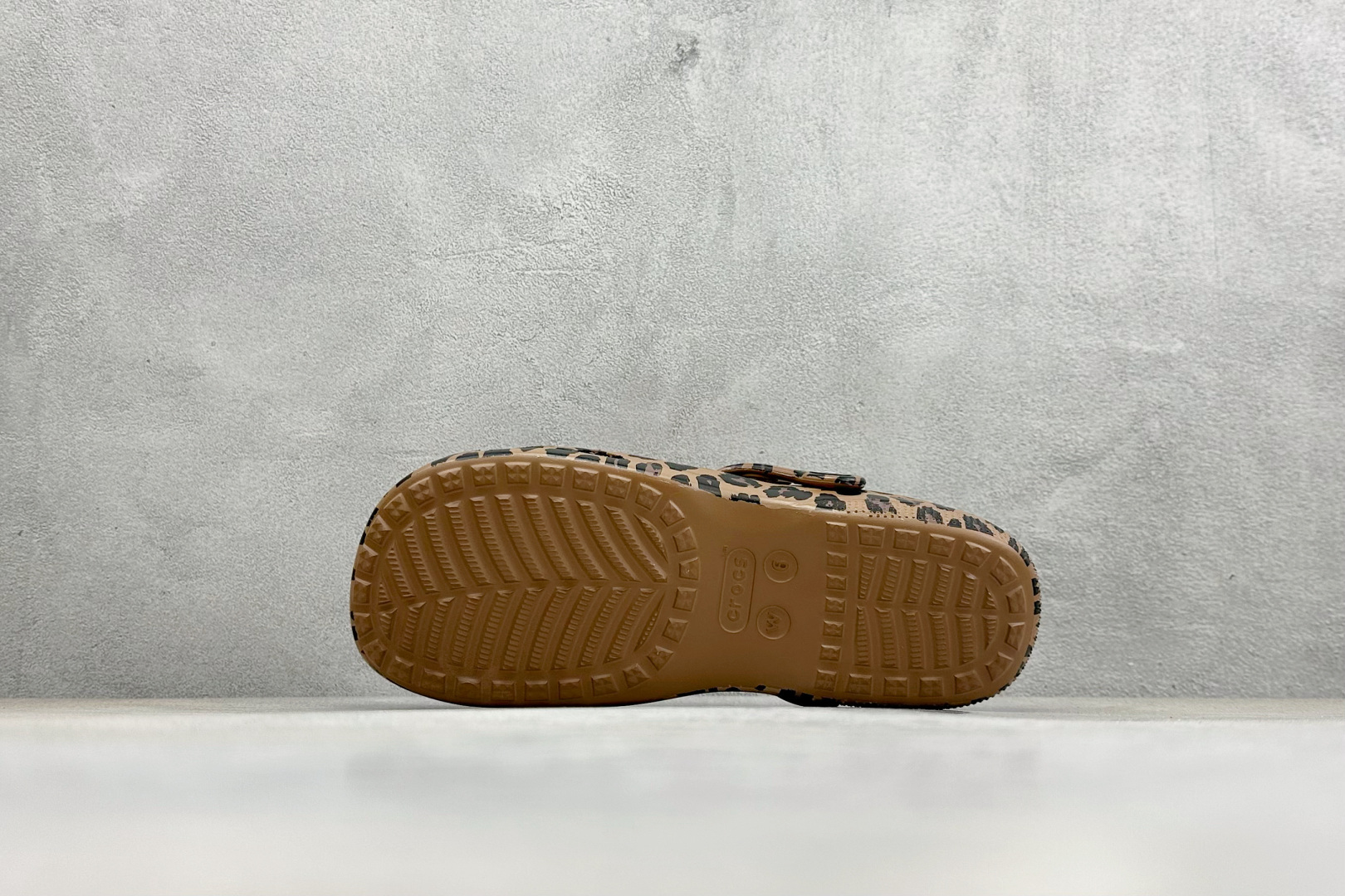 K版Crocs 卡洛驰 芭蕾拖鞋 经典热销系列 211994 K版Crocs 卡洛驰 芭蕾拖鞋 经典热销系列 211994