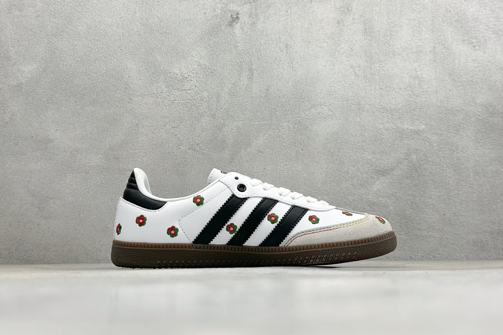 福利特价 Adidas SAMBA OG 德训鞋 小雏菊 高端定制桑巴系列 大厂纯原品质出货 超高清洁度