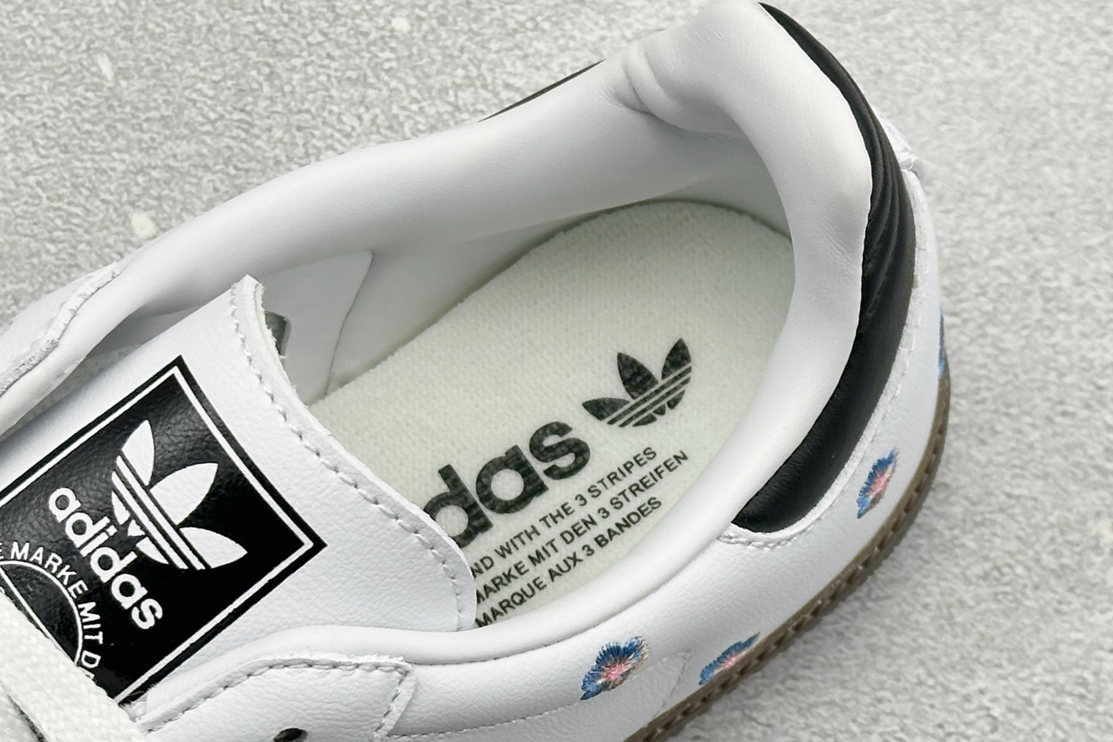 福利特价 Adidas SAMBA OG 德训鞋 小雏菊 高端定制桑巴系列 大厂纯原品质出货 超高清洁度