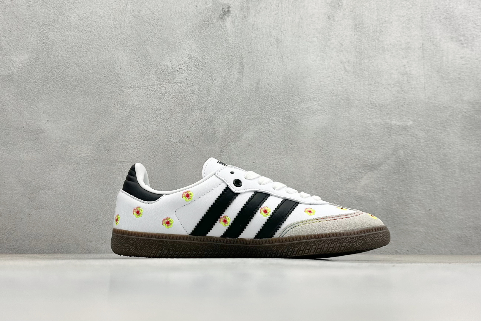 福利特价 Adidas SAMBA OG 德训鞋 小雏菊 高端定制桑巴系列 大厂纯原品质出货 超高清洁度