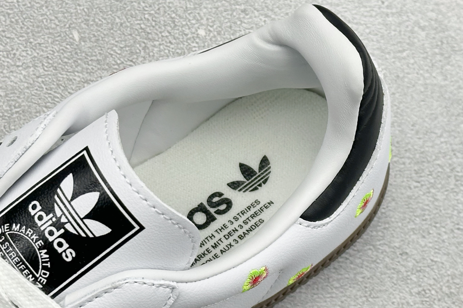 福利特价 Adidas SAMBA OG 德训鞋 小雏菊 高端定制桑巴系列 大厂纯原品质出货 超高清洁度