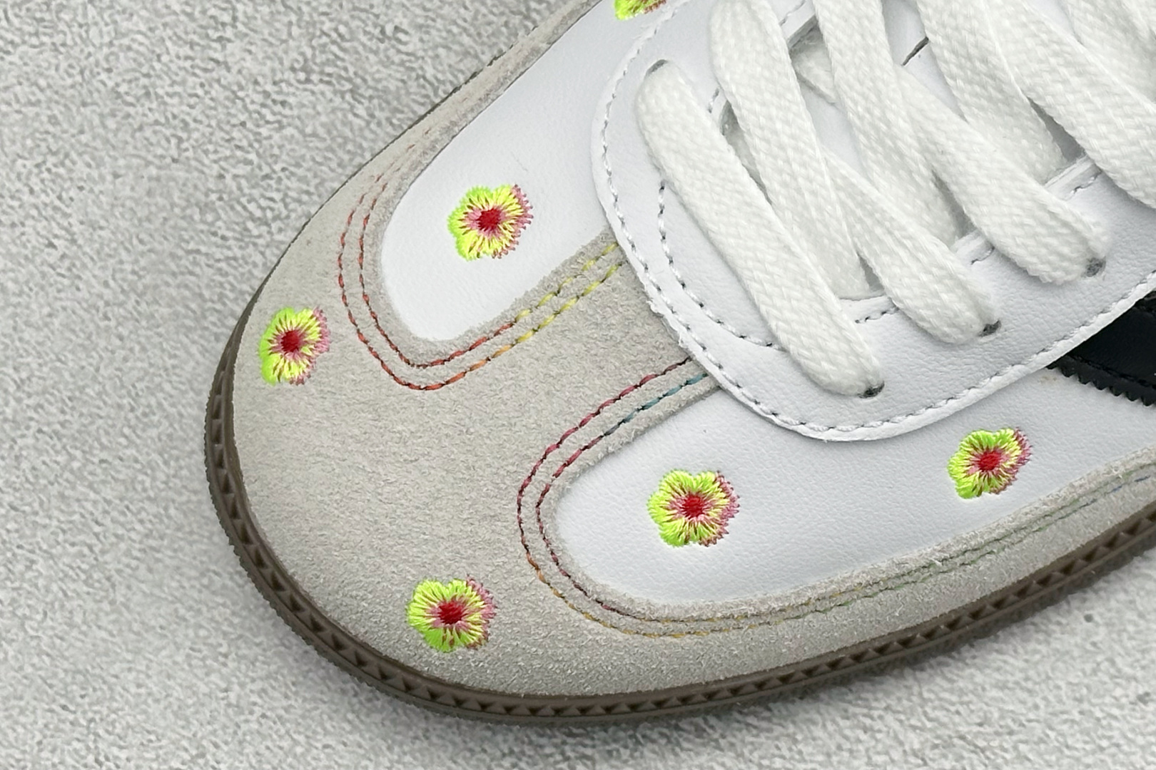 福利特价 Adidas SAMBA OG 德训鞋 小雏菊 高端定制桑巴系列 大厂纯原品质出货 超高清洁度