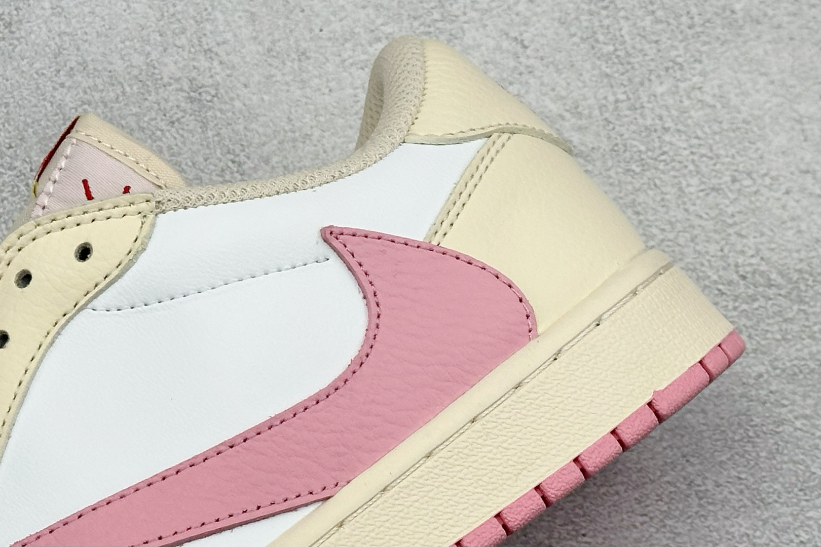 MT版Fragment x TS x Air Jordan 1 Low 三方联名低帮倒勾板鞋 DM7866-101 MT版Fragment x TS x Air Jordan 1 Low 三方联名低帮倒勾板鞋 DM7866-101