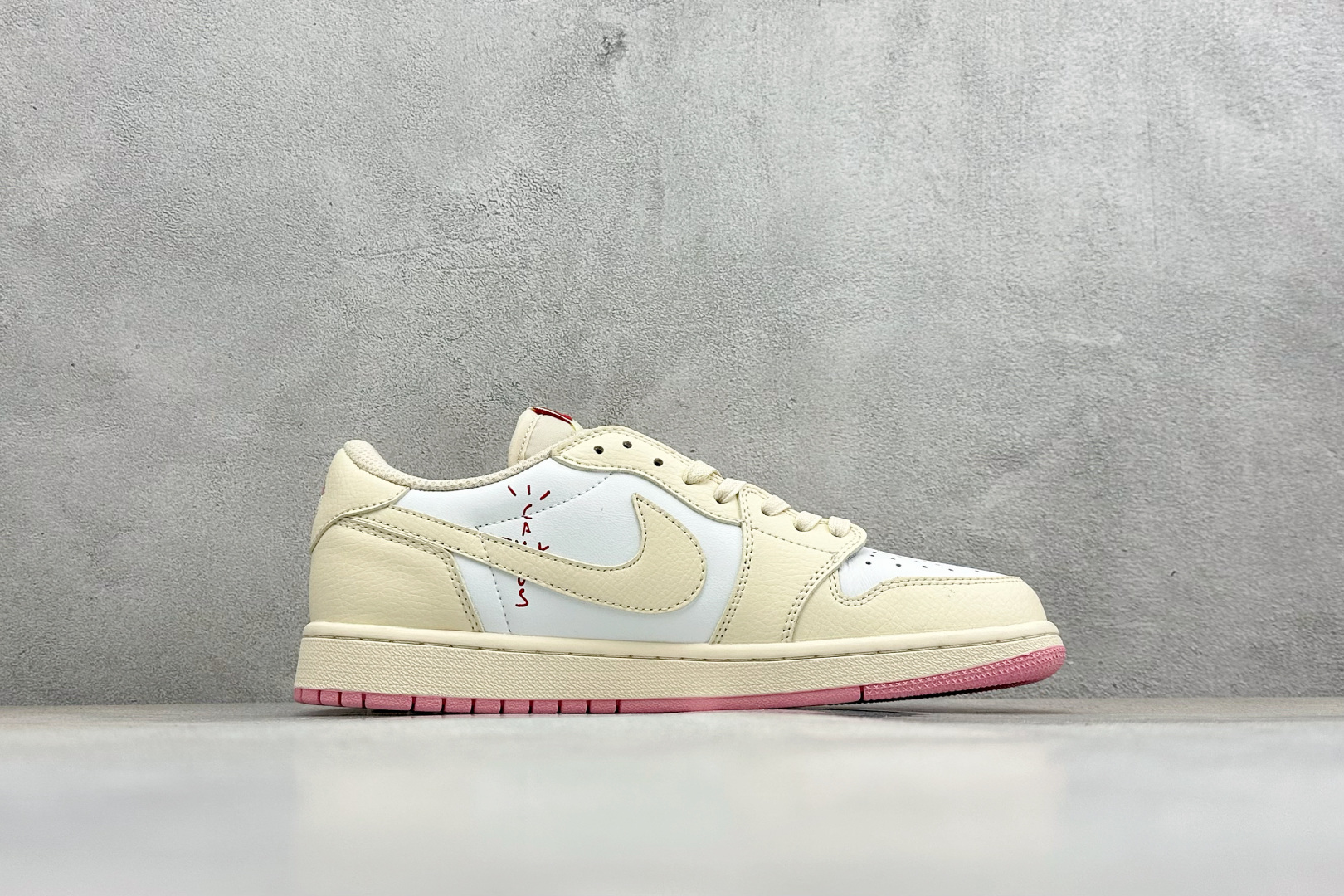 MT版Fragment x TS x Air Jordan 1 Low 三方联名低帮倒勾板鞋 DM7866-101 MT版Fragment x TS x Air Jordan 1 Low 三方联名低帮倒勾板鞋 DM7866-101