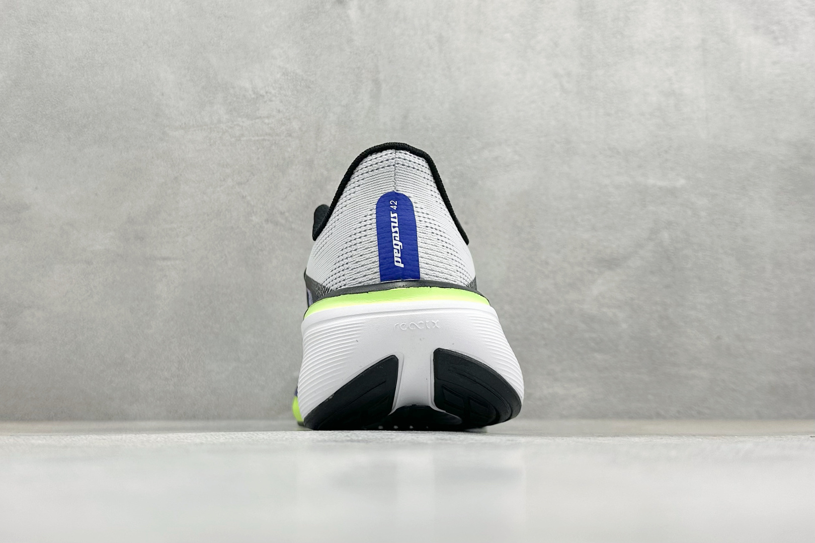CH版NK AIR ZOOM PEGASUS 42 登月休闲运动跑鞋 IH2306-501 CH版NK AIR ZOOM PEGASUS 42 登月休闲运动跑鞋 IH2306-501