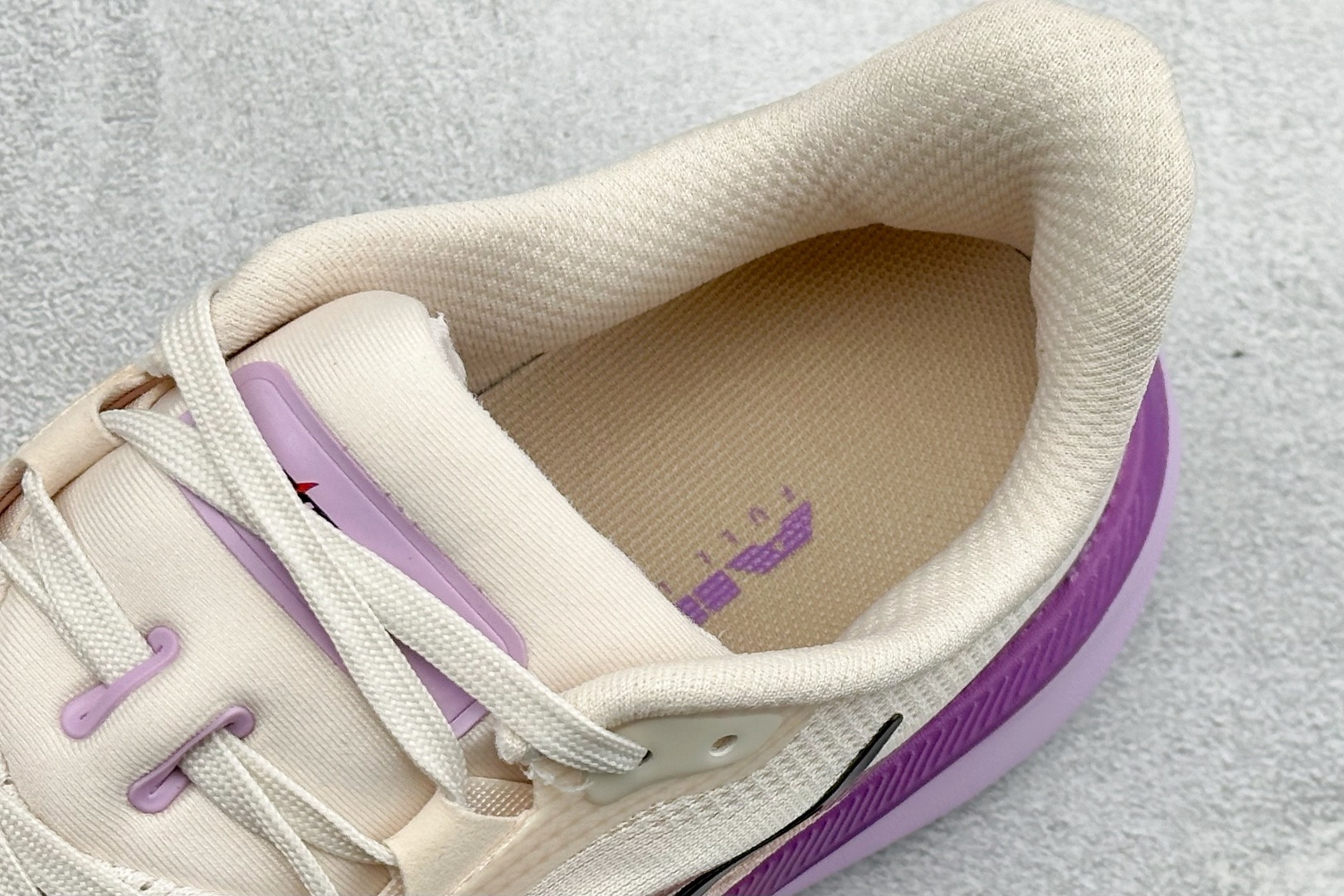 CH版NK AIR ZOOM PEGASUS 42 登月休闲运动跑鞋 IB1881-113 CH版NK AIR ZOOM PEGASUS 42 登月休闲运动跑鞋 IB1881-113