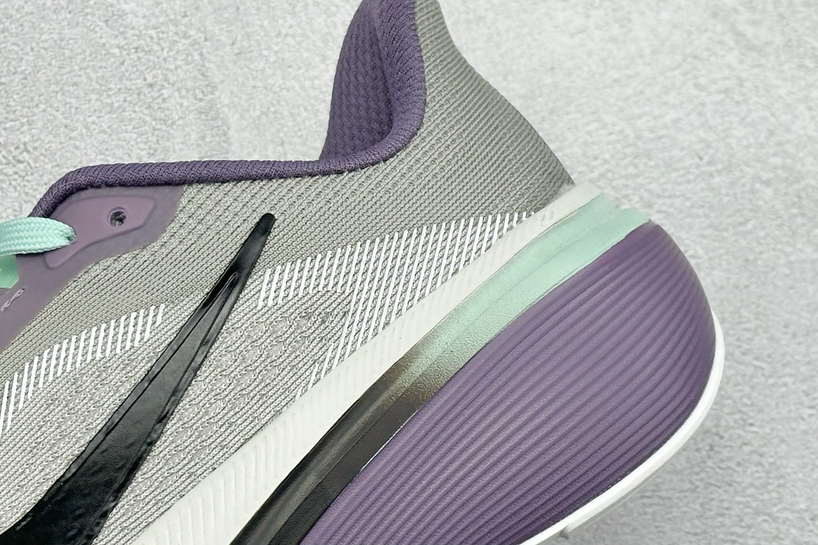 CH版NK AIR ZOOM PEGASUS 42 登月休闲运动跑鞋 IW2037-220 CH版NK AIR ZOOM PEGASUS 42 登月休闲运动跑鞋 IW2037-220
