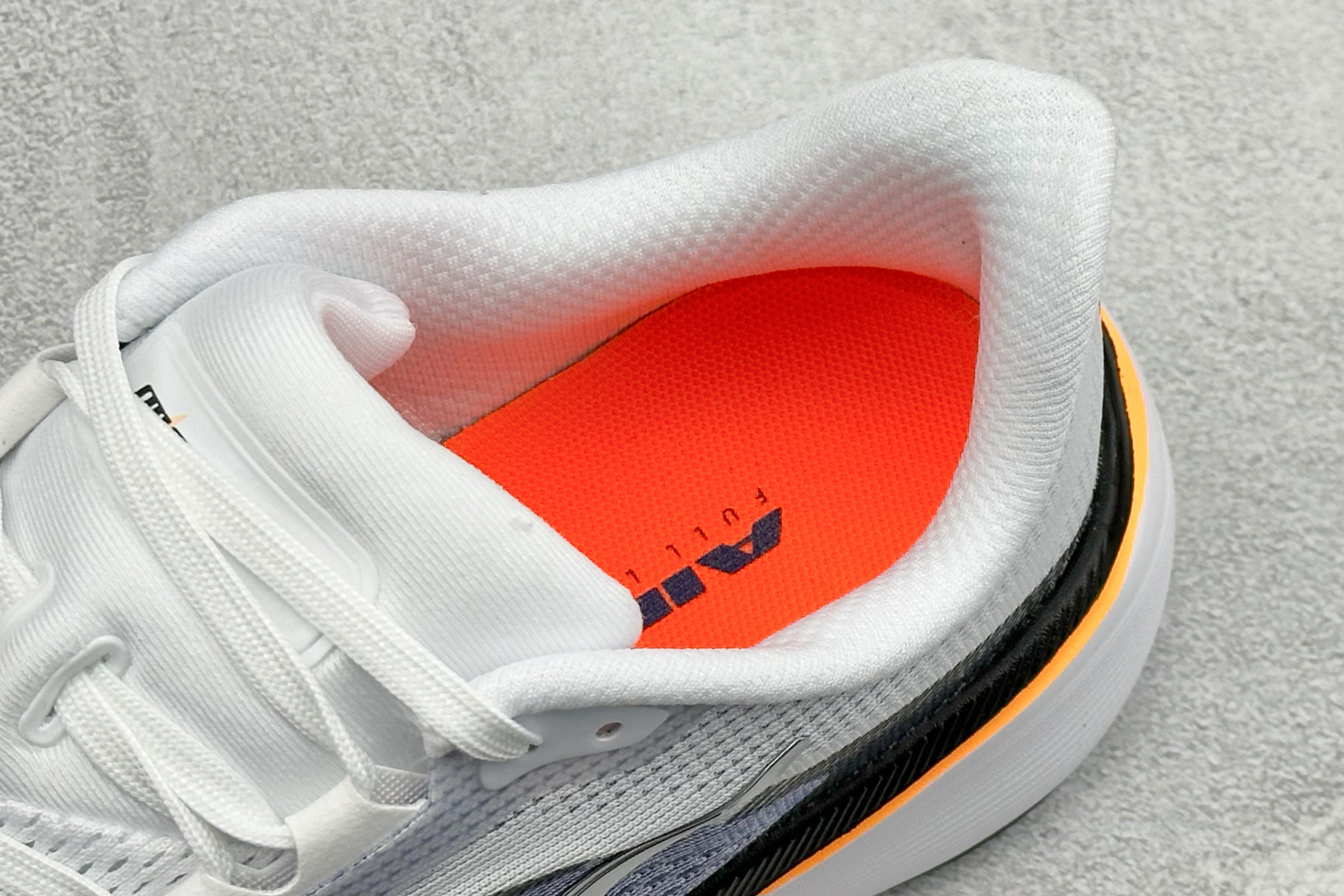 CH版NK AIR ZOOM PEGASUS 42 登月休闲运动跑鞋 IB1873-102 CH版NK AIR ZOOM PEGASUS 42 登月休闲运动跑鞋 IB1873-102