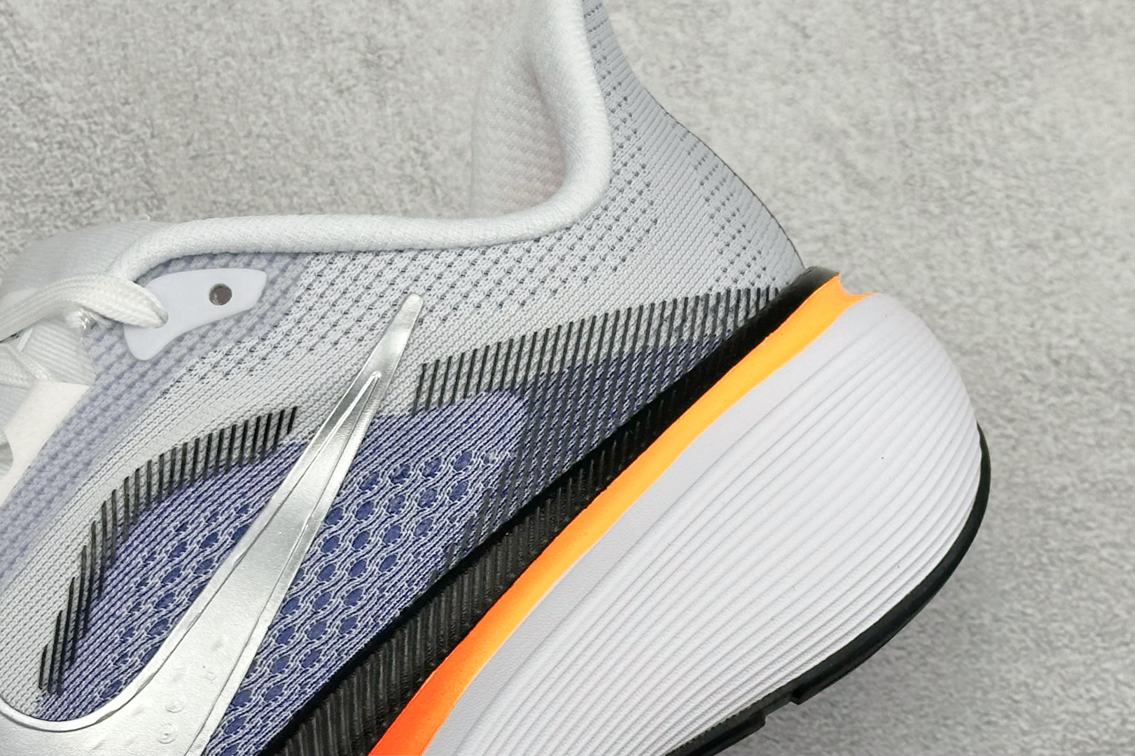 CH版NK AIR ZOOM PEGASUS 42 登月休闲运动跑鞋 IB1873-102 CH版NK AIR ZOOM PEGASUS 42 登月休闲运动跑鞋 IB1873-102