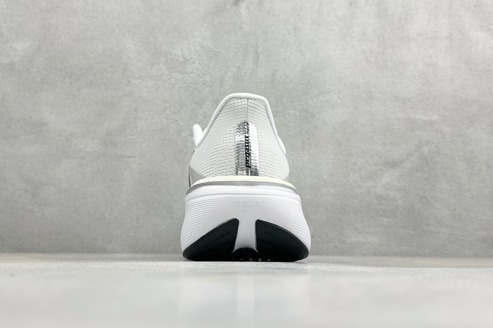 CH版NK AIR ZOOM PEGASUS 42 登月休闲运动跑鞋 IF1688-109 CH版NK AIR ZOOM PEGASUS 42 登月休闲运动跑鞋 IF1688-109