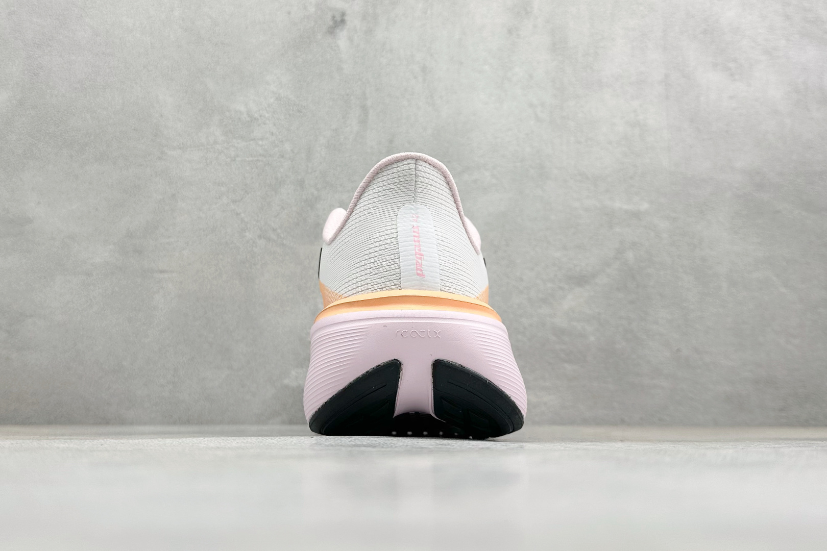 CH版NK AIR ZOOM PEGASUS 42 登月休闲运动跑鞋 IW2306-103 CH版NK AIR ZOOM PEGASUS 42 登月休闲运动跑鞋 IW2306-103