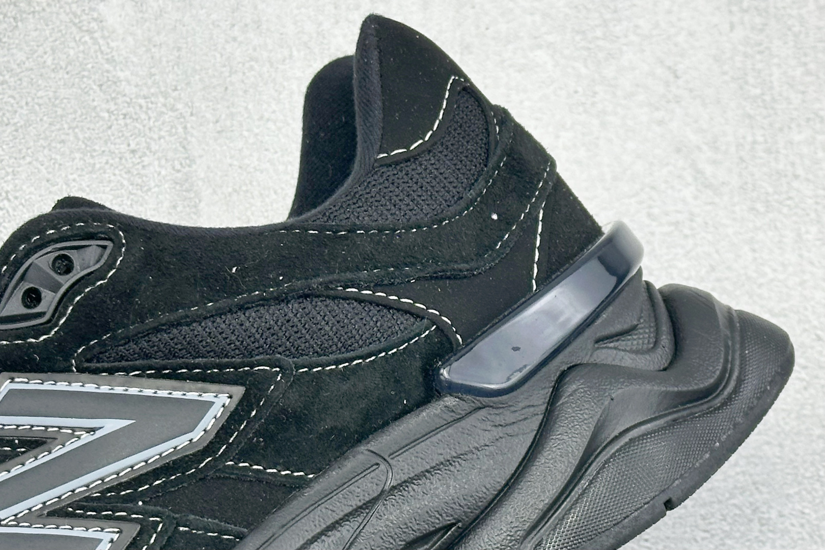 BF版New Balance 9060系列 新百伦 复古休闲运动慢跑鞋 U9060BPM BF版New Balance 9060系列 新百伦 复古休闲运动慢跑鞋 U9060BPM