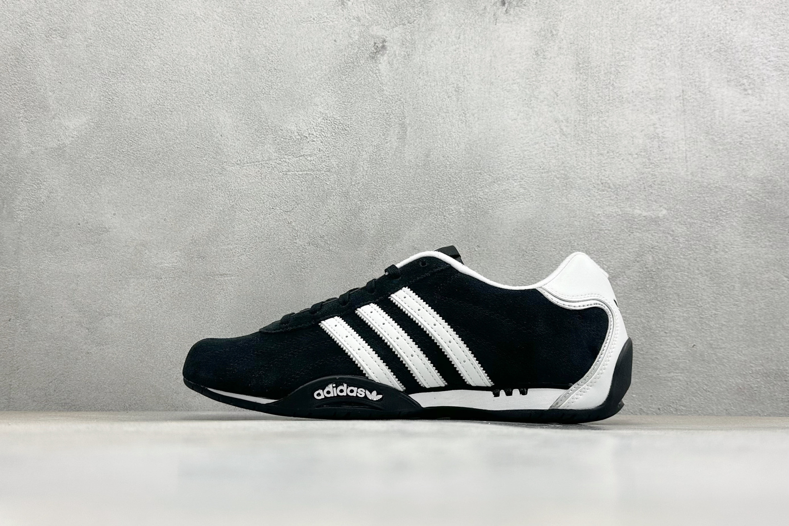 Adidas Originals Adiracer Lo 阿迪达斯潮流防滑耐磨休闲跑步鞋 JP7009 Adidas Originals Adiracer Lo 阿迪达斯潮流防滑耐磨休闲跑步鞋 JP7009