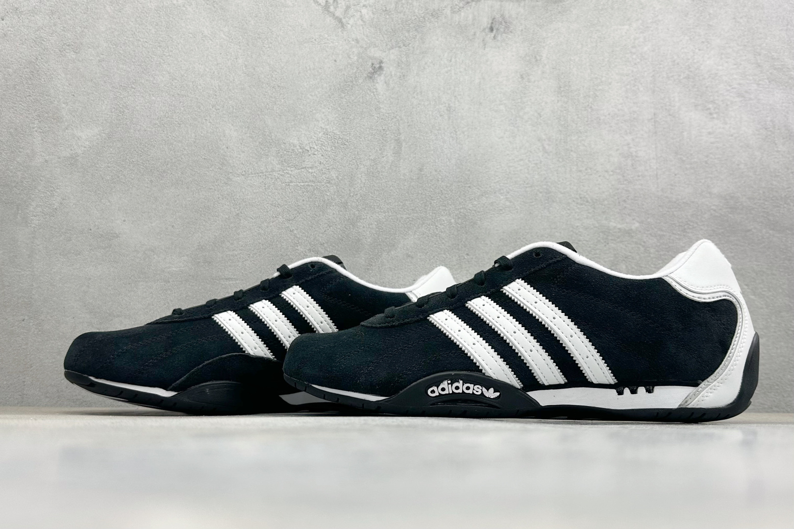 Adidas Originals Adiracer Lo 阿迪达斯潮流防滑耐磨休闲跑步鞋 JP7009 Adidas Originals Adiracer Lo 阿迪达斯潮流防滑耐磨休闲跑步鞋 JP7009