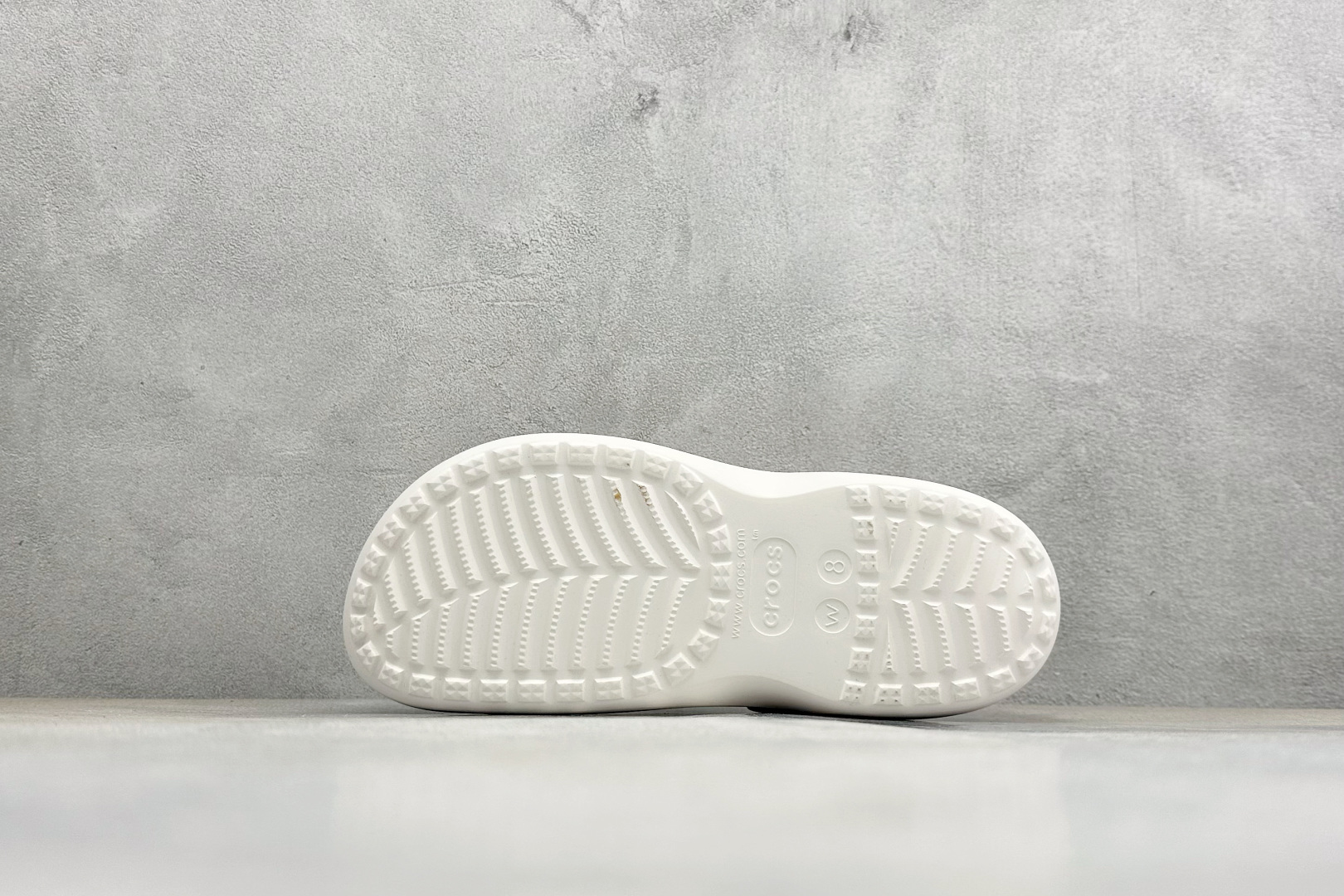 K版Crocs 卡洛驰 云彩 经典热销系列 经典主推 永不过时 208186 K版Crocs 卡洛驰 云彩 经典热销系列 经典主推 永不过时 208186