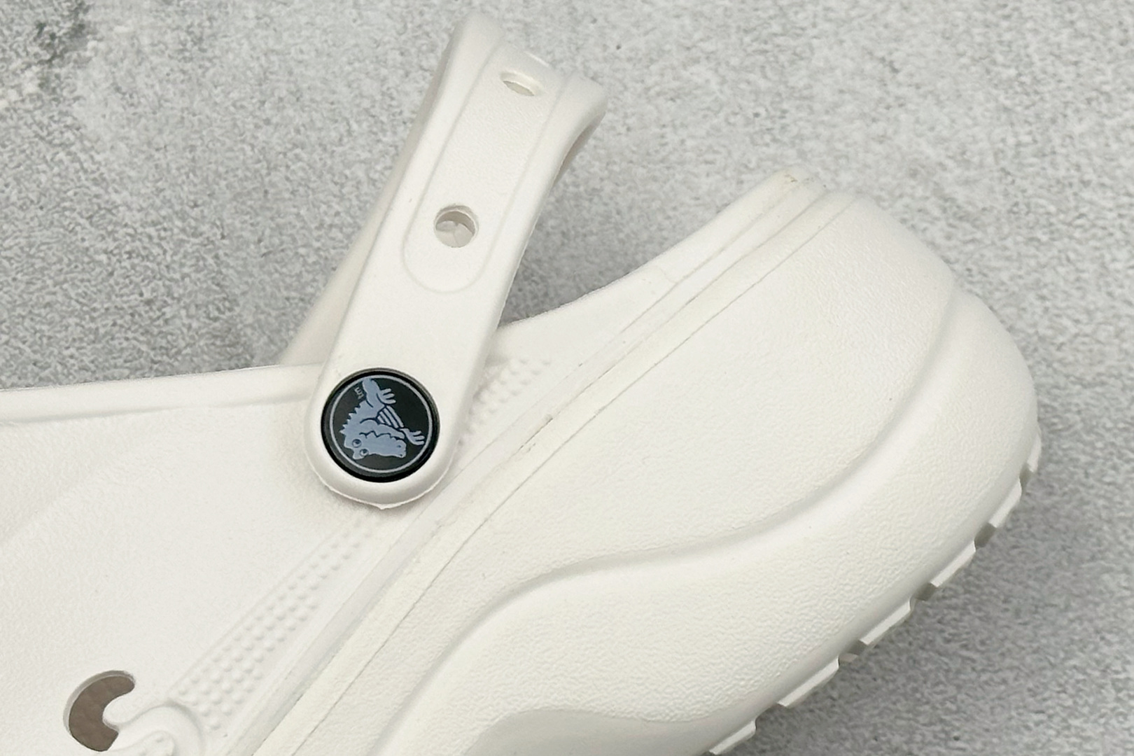 K版Crocs 卡洛驰 云彩 经典热销系列 经典主推 永不过时 208186 K版Crocs 卡洛驰 云彩 经典热销系列 经典主推 永不过时 208186