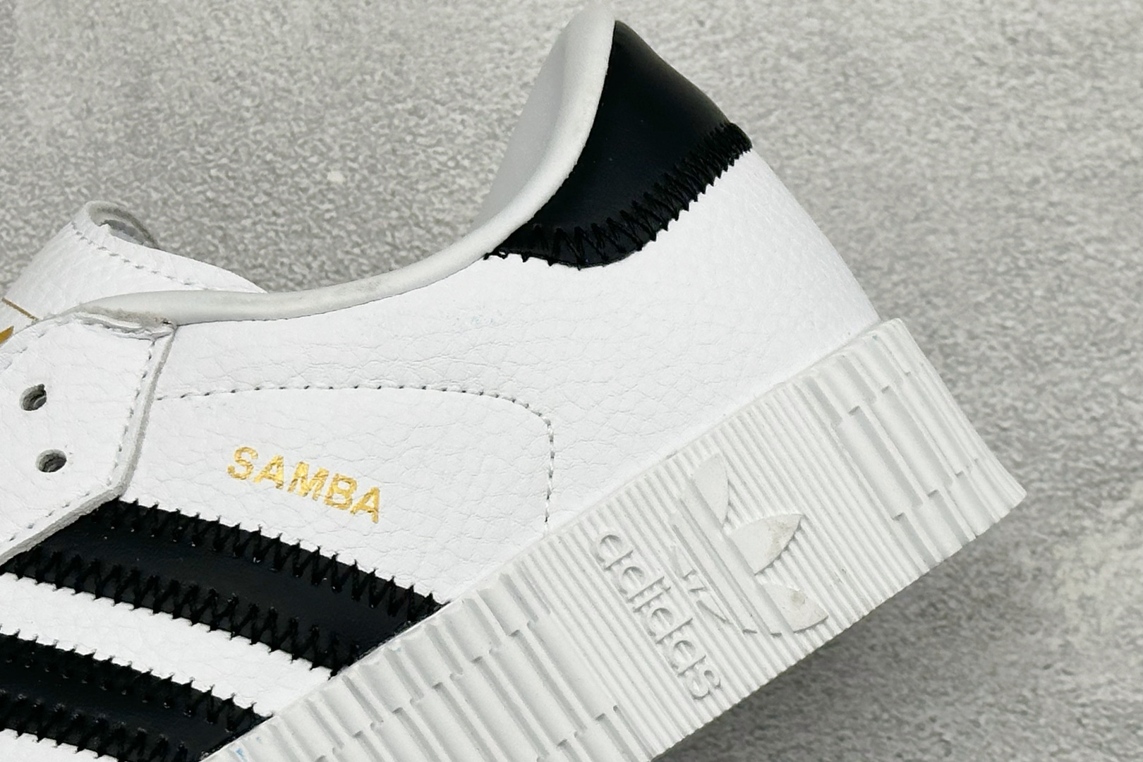 XH版Adidas originals Sambarose 桑巴增高舒适耐磨防滑低帮板鞋 F34239