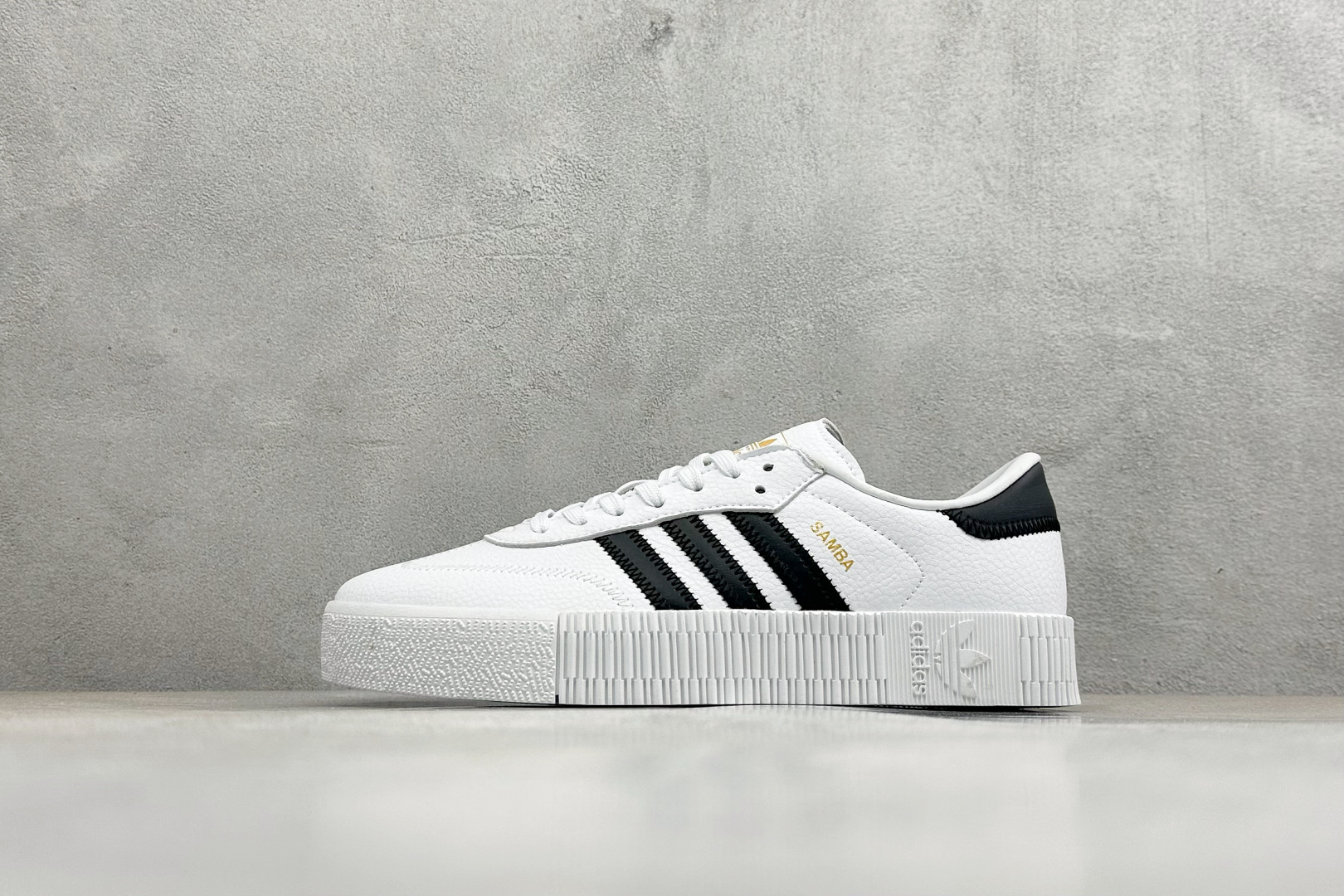 XH版Adidas originals Sambarose 桑巴增高舒适耐磨防滑低帮板鞋 F34239