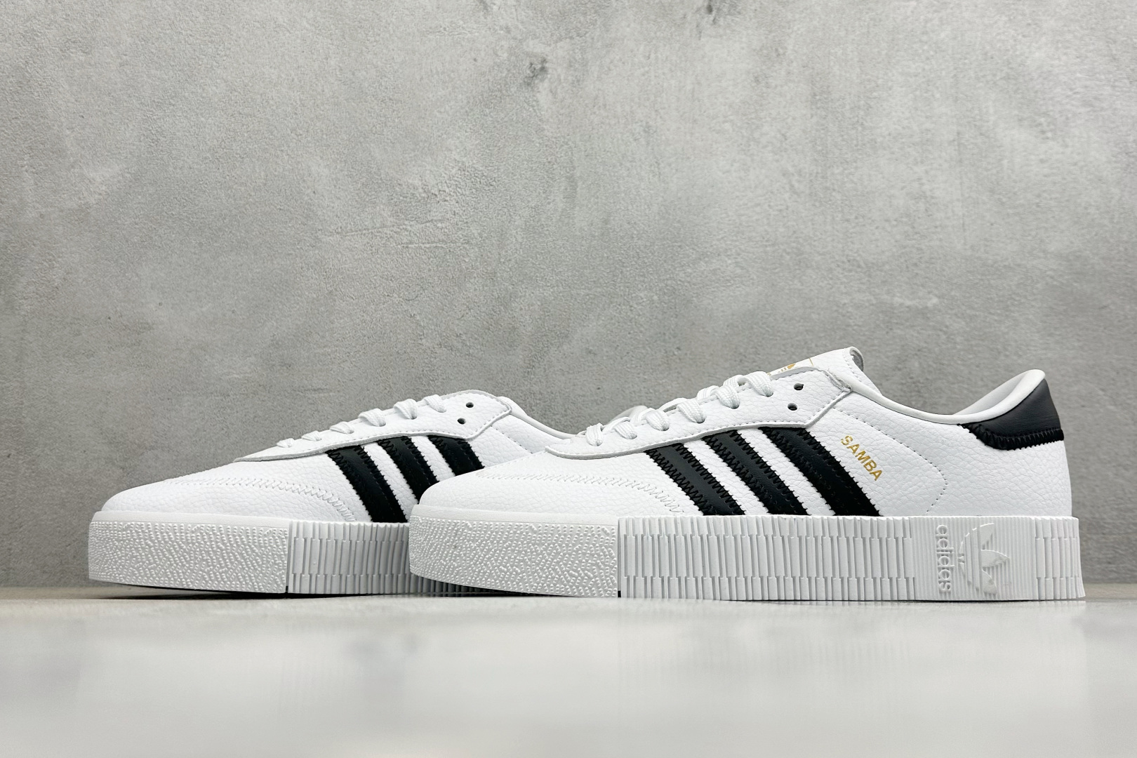 XH版Adidas originals Sambarose 桑巴增高舒适耐磨防滑低帮板鞋 F34239