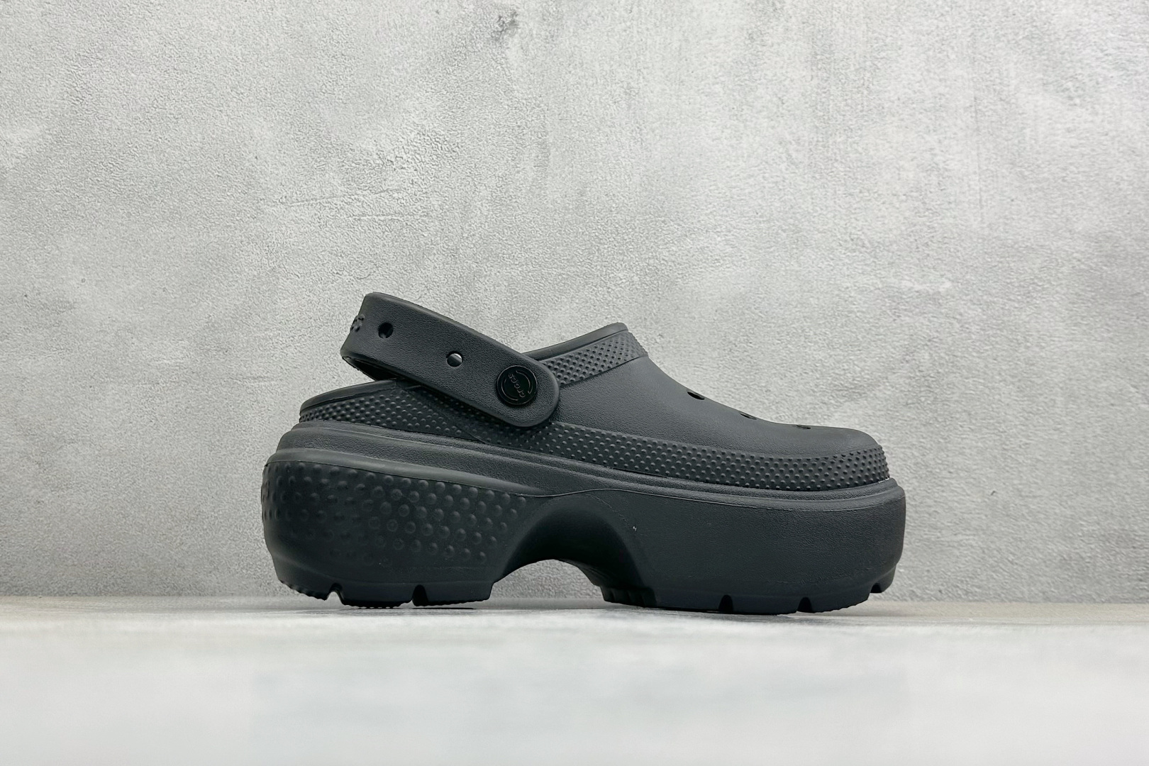 K版Crocs 卡洛驰 雪屋 经典热销系列 经典主推 205089-066 K版Crocs 卡洛驰 雪屋 经典热销系列 经典主推 205089-066