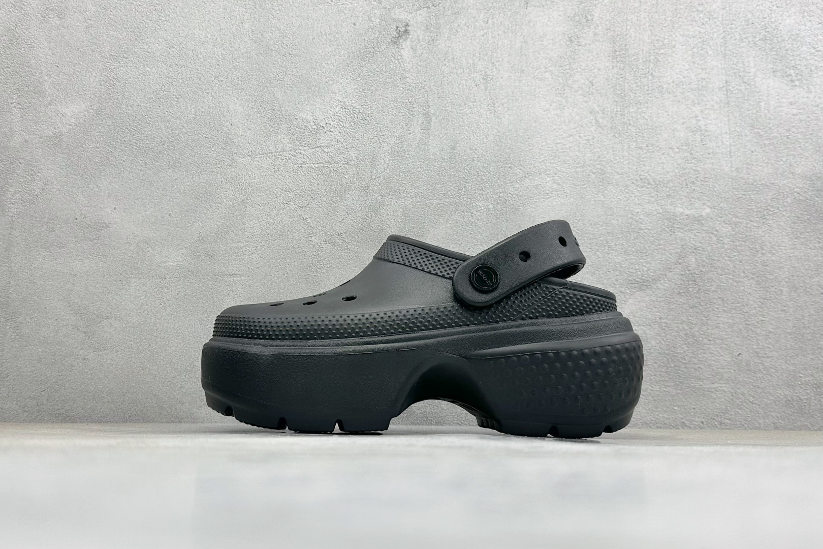 K版Crocs 卡洛驰 雪屋 经典热销系列 经典主推 205089-066 K版Crocs 卡洛驰 雪屋 经典热销系列 经典主推 205089-066