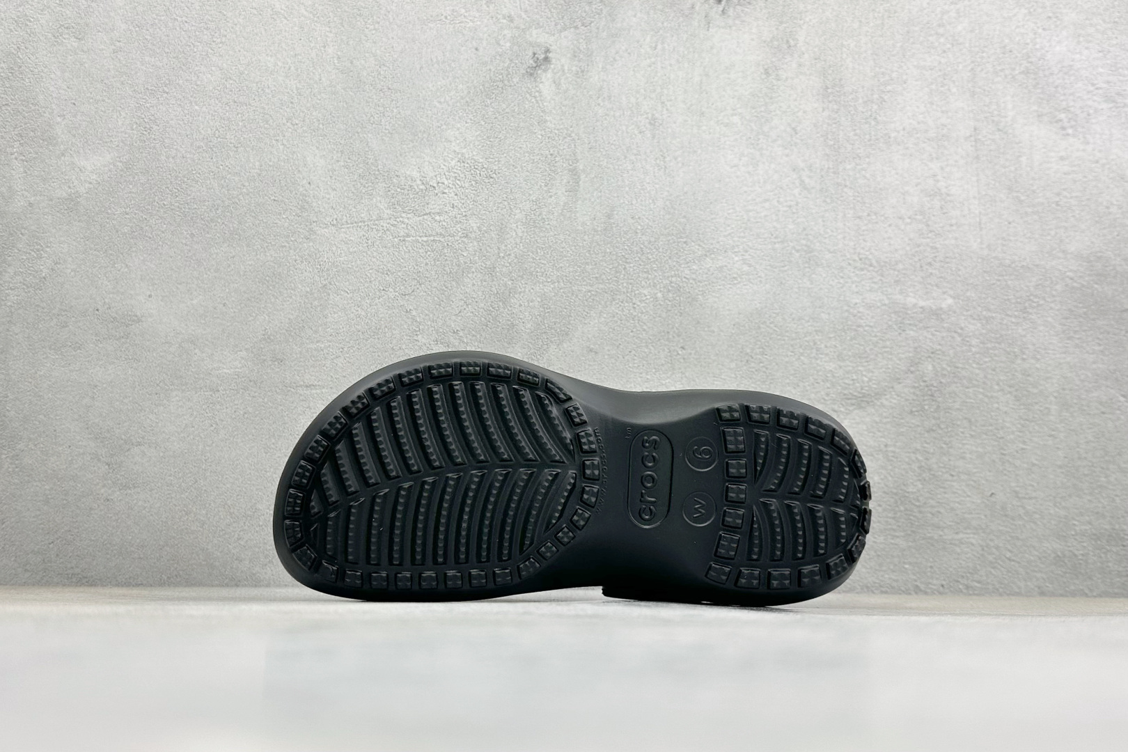 K版Crocs 卡洛驰 云彩 洞洞鞋 经典热销系列 经典主推 206750-100