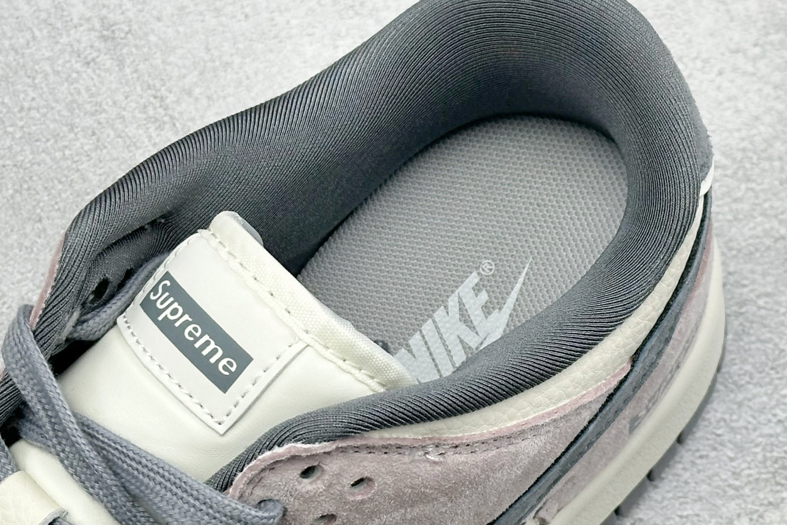 Nike SB Dunk Low 灰紫白撞色 高端定制 低帮休闲板鞋 DN3168-017 Nike SB Dunk Low 灰紫白撞色 高端定制 低帮休闲板鞋 DN3168-017
