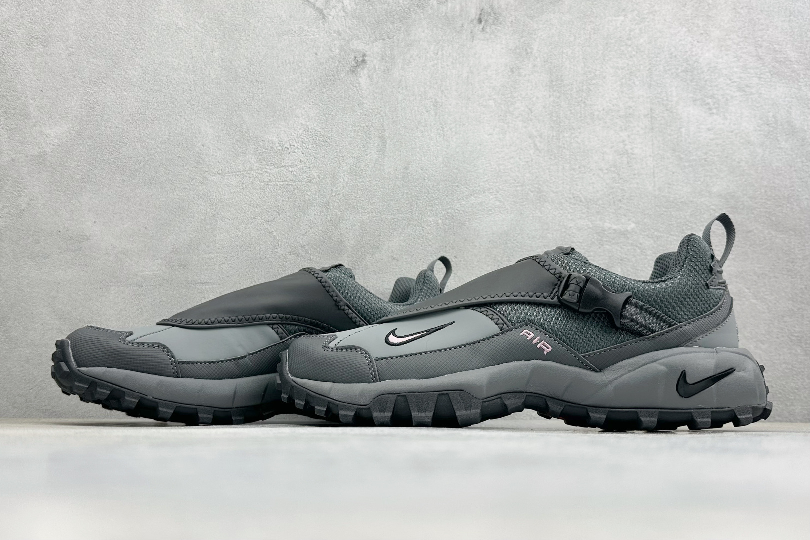 GS版Nike ACG Phassad 耐克时尚舒适 抓地登山徒步鞋 HM7133-003 GS版Nike ACG Phassad 耐克时尚舒适 抓地登山徒步鞋 HM7133-003