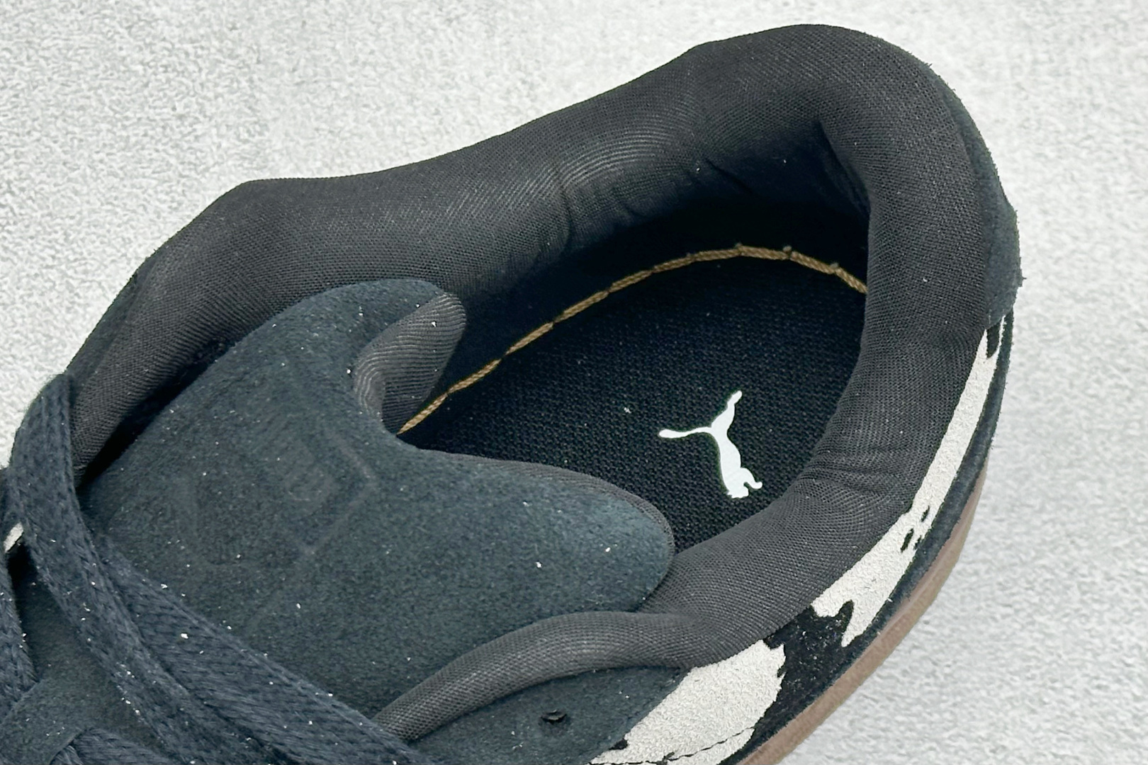 TG版PUMA Suede XL 百搭单品 彪马 防滑耐磨低帮板鞋 403253-02 TG版PUMA Suede XL 百搭单品 彪马 防滑耐磨低帮板鞋 403253-02