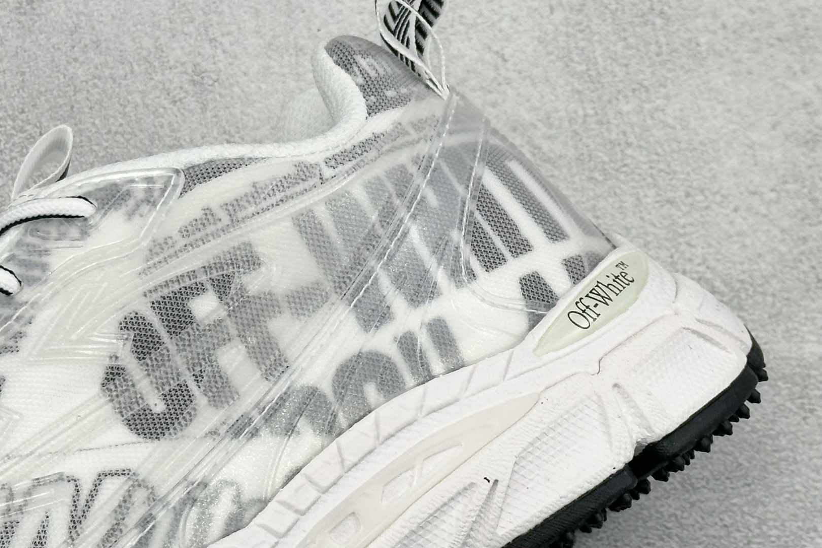 S版 Off-White 防滑耐磨透气性轻便跑鞋 OWIA289F25LEA001 S版 Off-White 防滑耐磨透气性轻便跑鞋 OWIA289F25LEA001