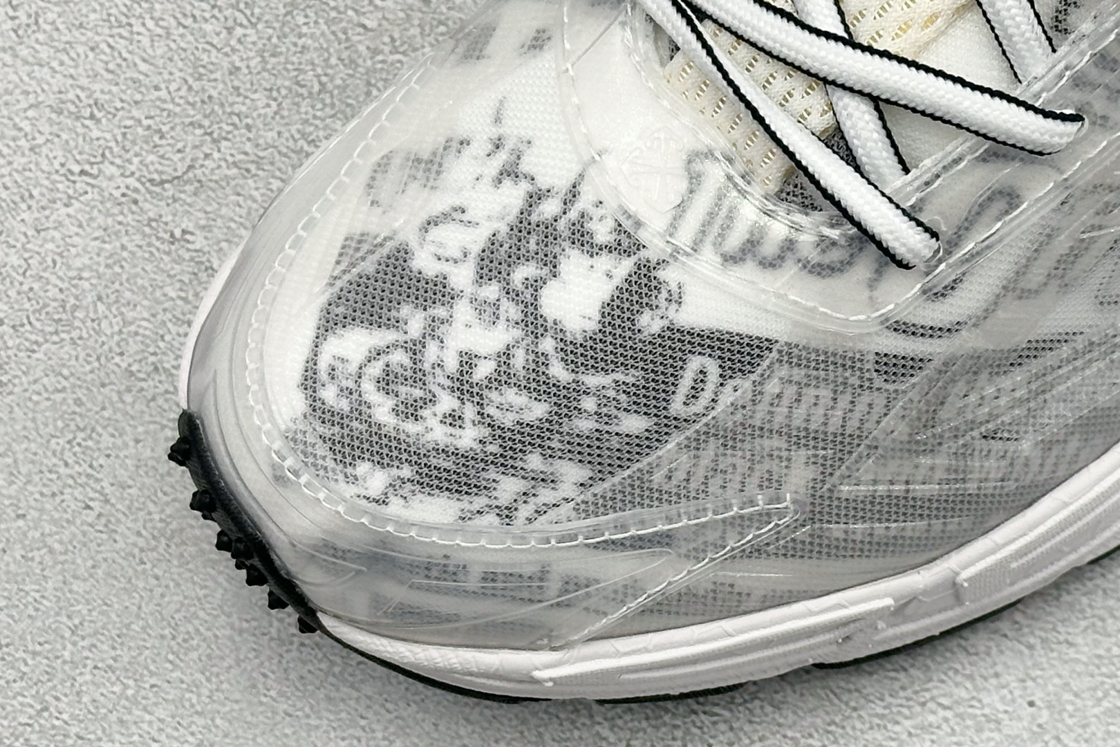 S版 Off-White 防滑耐磨透气性轻便跑鞋 OWIA289F25LEA001 S版 Off-White 防滑耐磨透气性轻便跑鞋 OWIA289F25LEA001