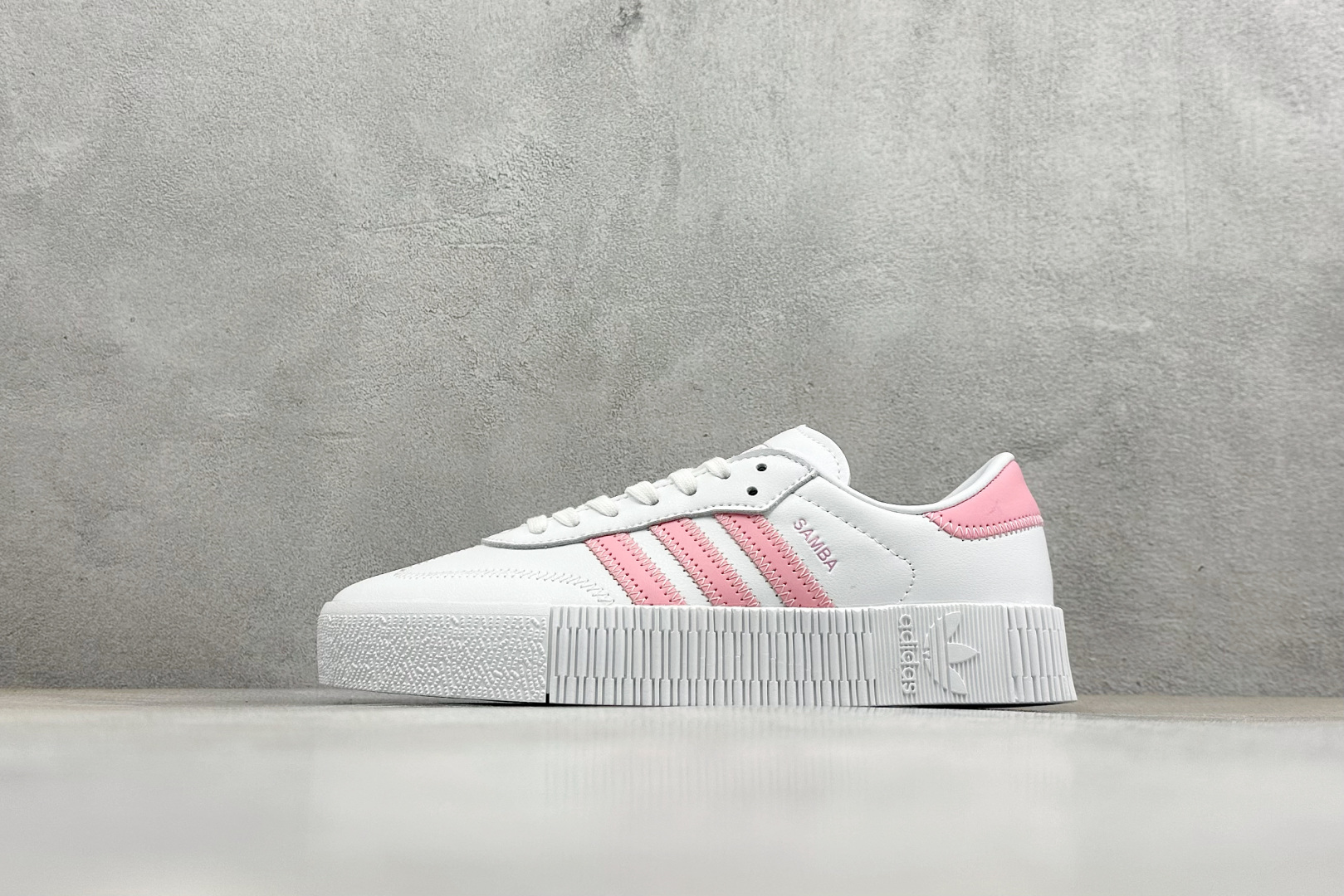 XH版Adidas originals Sambarose 桑巴增高舒适耐磨防滑低帮板鞋 FU7456