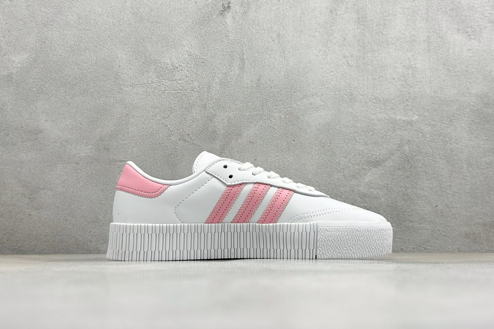 XH版Adidas originals Sambarose 桑巴增高舒适耐磨防滑低帮板鞋 FU7456
