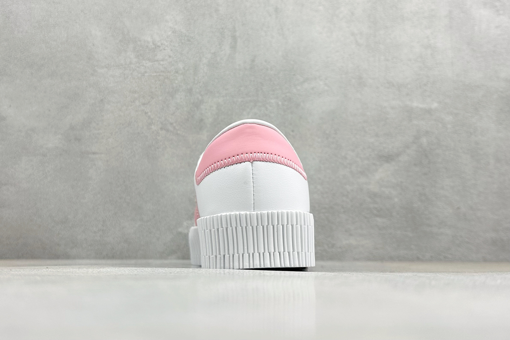 XH版Adidas originals Sambarose 桑巴增高舒适耐磨防滑低帮板鞋 FU7456