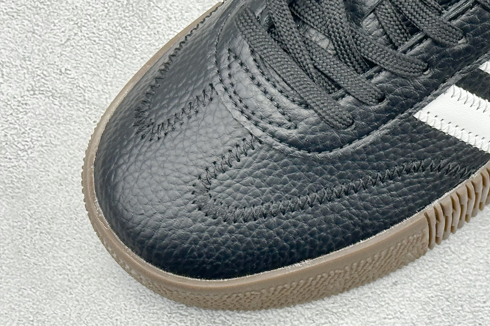 XH版Adidas originals Sambarose 桑巴增高舒适耐磨防滑低帮板鞋 B28156