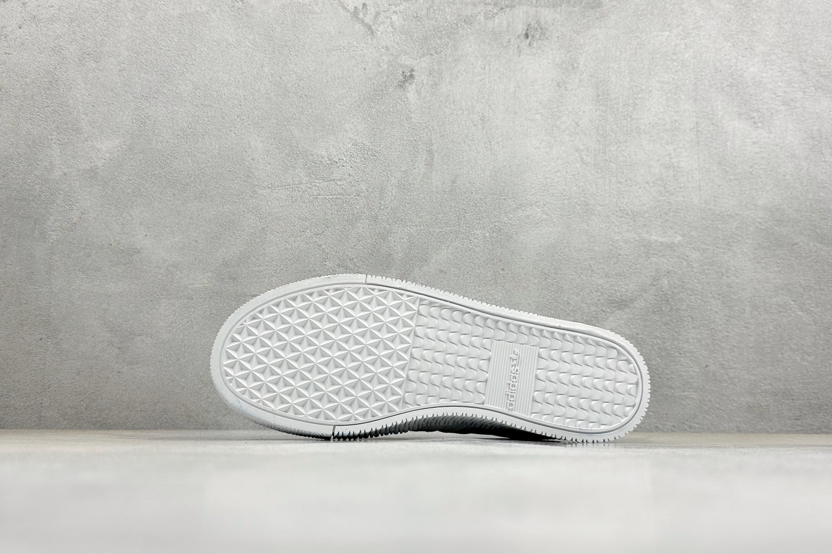 XH版Adidas originals Sambarose 桑巴增高舒适耐磨防滑低帮板鞋 FV7417