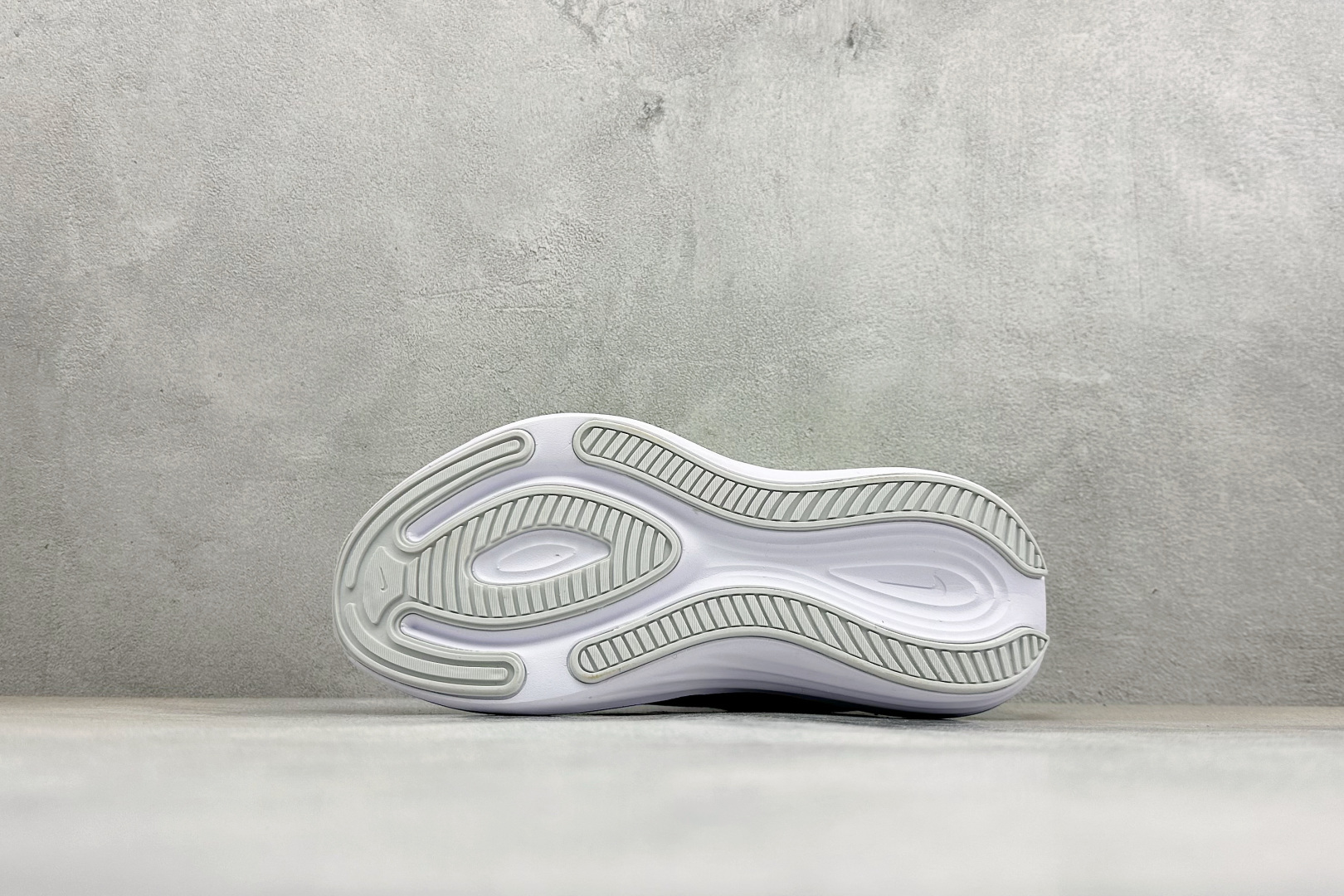 FS版Nike Journey Run 耐克减震防滑耐磨低帮休闲跑步鞋 FB7765-007 FS版Nike Journey Run 耐克减震防滑耐磨低帮休闲跑步鞋 FB7765-007