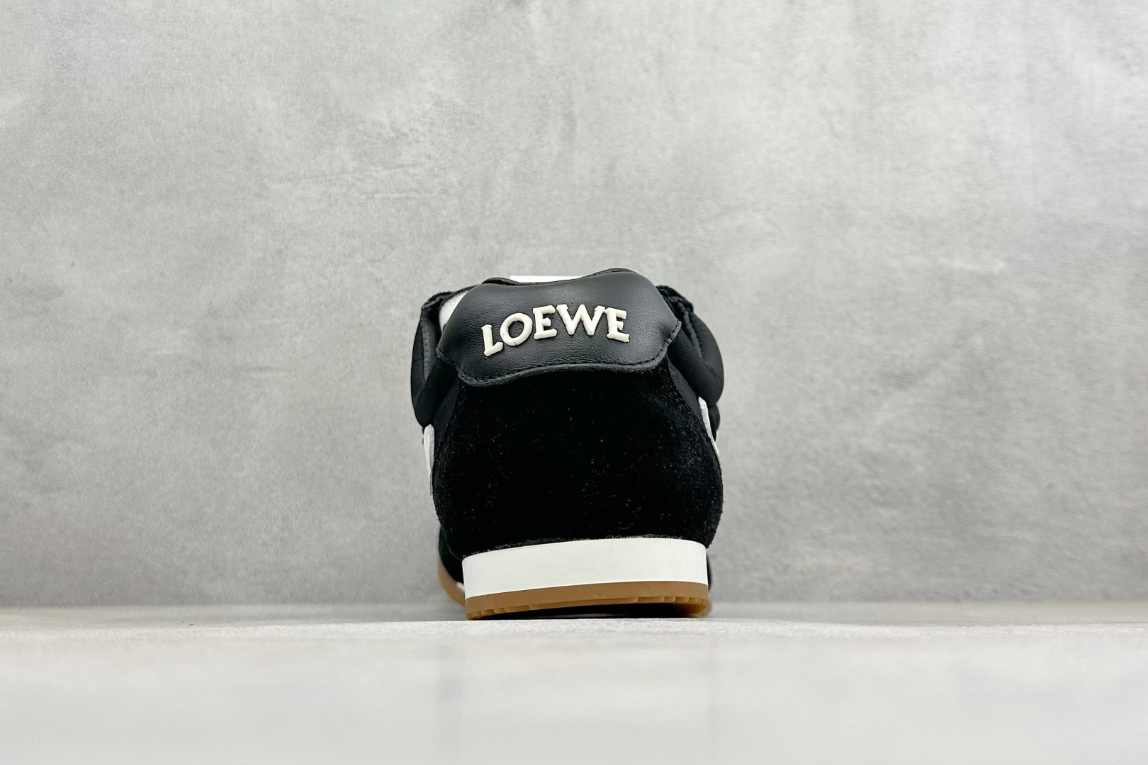 罗意威/Loewe Ballet Runner 爆款芭蕾舞鞋 2.0系列阿甘复古风德训薄底百搭休闲运动鞋 2528-1BLACK 罗意威/Loewe Ballet Runner 爆款芭蕾舞鞋 2.0系列阿甘复古风德训薄底百搭休闲运动鞋 2528-1BLACK