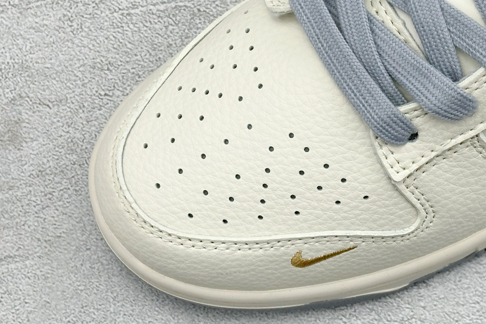 Nike Dunk Low Retro 斯图西联名 周年高端定制 低帮休闲板鞋 JP1628-040 Nike Dunk Low Retro 斯图西联名 周年高端定制 低帮休闲板鞋 JP1628-040