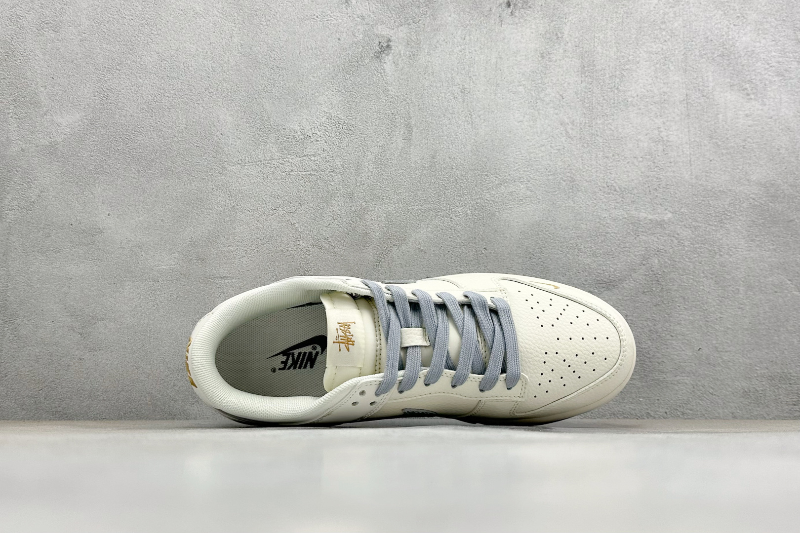 Nike Dunk Low Retro 斯图西联名 周年高端定制 低帮休闲板鞋 JP1628-040 Nike Dunk Low Retro 斯图西联名 周年高端定制 低帮休闲板鞋 JP1628-040